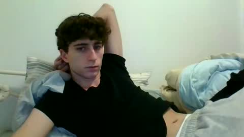 Snapshot of johnandrewssub18 chatting on January 12, 11:58 pm johnandrewssub18 online show from January 12, 11:58 pm