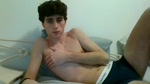 Snapshot of johnandrewssub18 chatting on January 16, 5:53 am johnandrewssub18 online show from January 16, 5:53 am