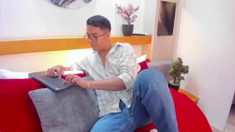 johnbelrose online show from January 9, 8:10 pm