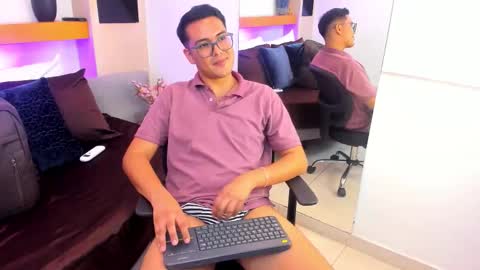 johnbelrose online show from February 10, 1:32 am