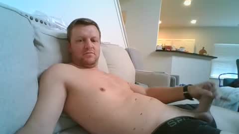 johnd101020 online show from December 3, 3:21 pm