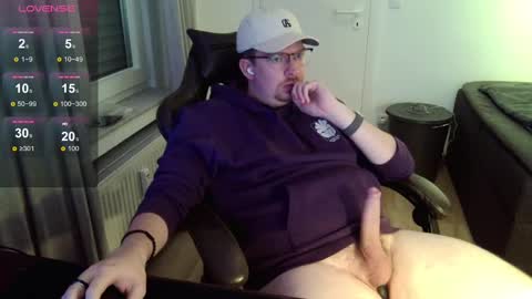 Jones online show from December 17, 8:32 pm