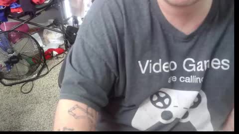 johnfernandez784 online show from February 24, 6:17 pm