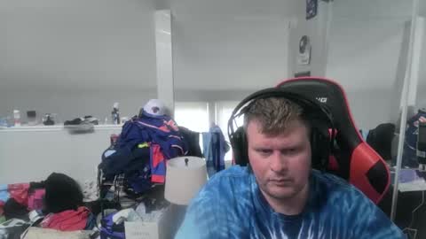 Snapshot of johnfernandez784 chatting on May 22, 7:08 pm johnfernandez784 online show from May 22, 7:08 pm