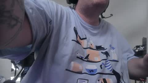 Snapshot of johnfernandez784 chatting on July 28, 7:50 pm johnfernandez784 online show from July 28, 7:50 pm