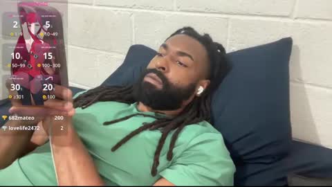 John Gabbana online show from October 3, 4:15 pm