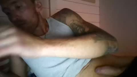 johngiaver3 online show from May 16, 1:54 pm