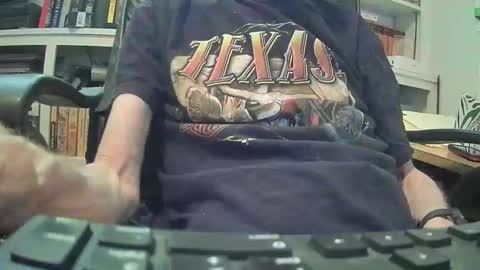 johngp777 online show from June 9, 8:20 pm