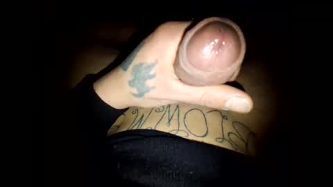Snapshot of johnlong25cm chatting on December 17, 1:05 pm johnlong25cm online show from December 17, 1:05 pm