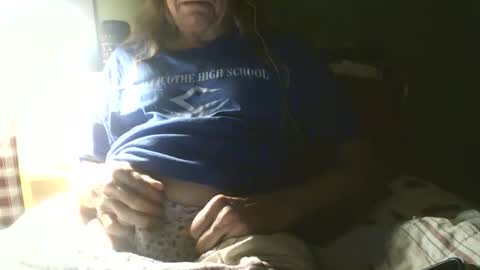 Snapshot of johnnieq1971 chatting on March 13, 11:17 am johnnieq1971 online show from March 13, 11:17 am