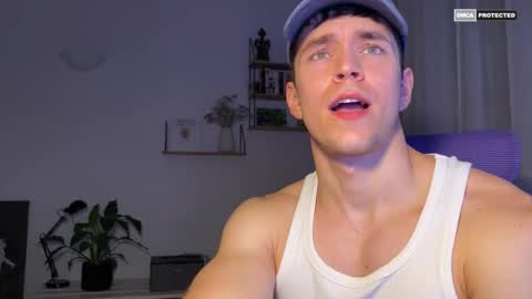 Johnny online show from November 18, 8:46 pm