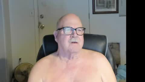 johnno52 online show from April 7, 10:59 am