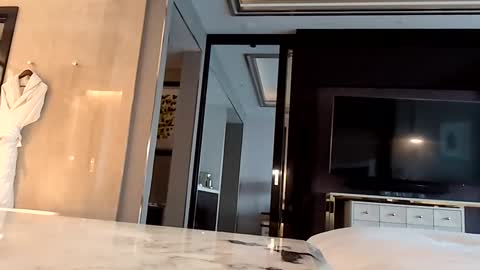 Snapshot of johnny61600 chatting on February 17, 7:26 am Lovenitwet69 online show from February 17, 7:26 am