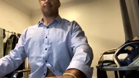 Snapshot of johnny61600 chatting on February 10, 3:27 pm Lovenitwet69 online show from February 10, 3:27 pm