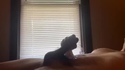 Snapshot of johnny981047 chatting on March 27, 9:25 pm johnny981047 online show from March 27, 9:25 pm