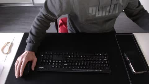 Snapshot of johnny_walker13 chatting on December 10, 11:43 am Johnny Walker13 online show from December 10, 11:43 am