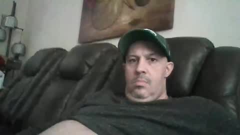 Snapshot of johnnycb7 chatting on February 14, 7:33 pm johnnycb7 online show from February 14, 7:33 pm