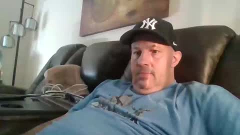 Snapshot of johnnycb7 chatting on October 27, 4:55 pm johnnycb7 online show from October 27, 4:55 pm