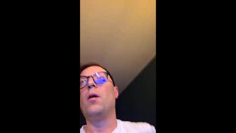 Snapshot of johnnycire chatting on November 3, 8:21 pm johnnycire online show from November 3, 8:21 pm