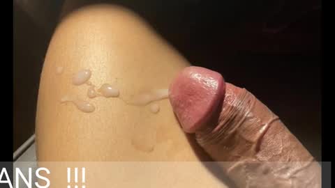 Snapshot of johnnyfun_xxx chatting on December 15, 1:24 am Johnnystrongarms online show from December 15, 1:24 am