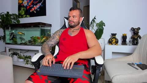 JOHNNY online show from September 24, 11:30 pm