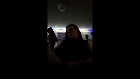 johnnylion16 online show from April 30, 3:13 am