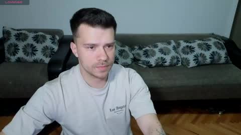 Johnny online show from April 29, 6:36 pm