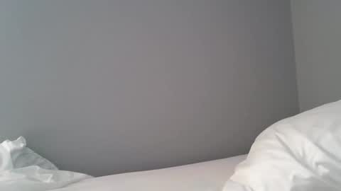 Johnny online show from February 18, 7:10 pm