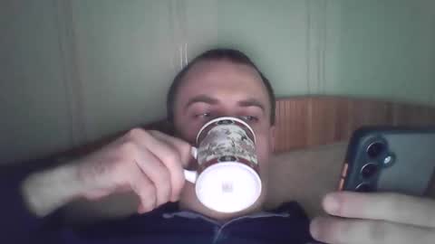 Snapshot of johnoreon chatting on October 4, 7:50 am johnoreon online show from October 4, 7:50 am