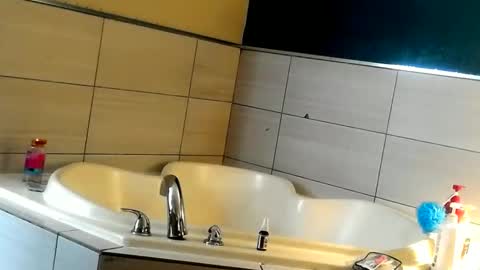 johnpaulkent82 online show from January 10, 10:50 am