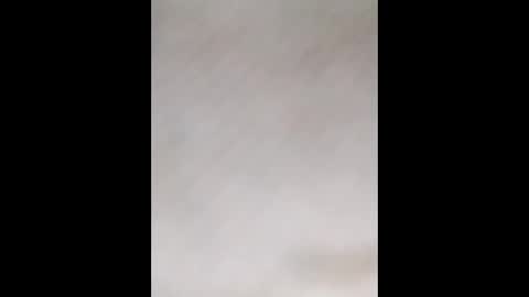 Snapshot of johnpop9090 chatting on April 7, 10:05 am johnpop9090 online show from April 7, 10:05 am