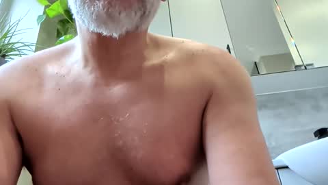 johnsmith401 online show from January 11, 12:21 pm