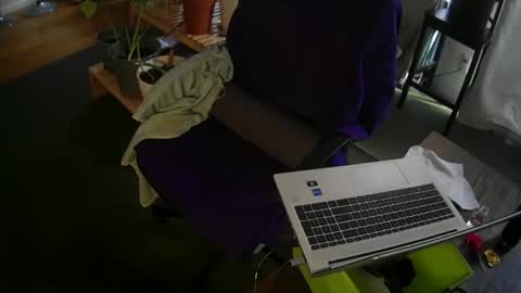 johntylerr833 online show from May 8, 10:04 pm