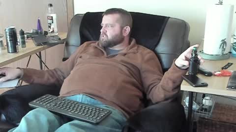 Voyeur online show from December 1, 8:20 pm