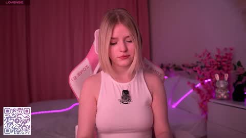 Paula online show from February 22, 11:03 pm