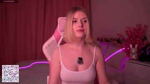 Paula online show from February 28, 11:39 pm