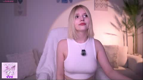 Paula online show from July 8, 1:32 am