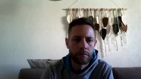 jojo19844 online show from November 12, 9:32 am