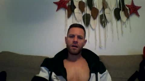 jojo19844 online show from December 15, 10:25 pm