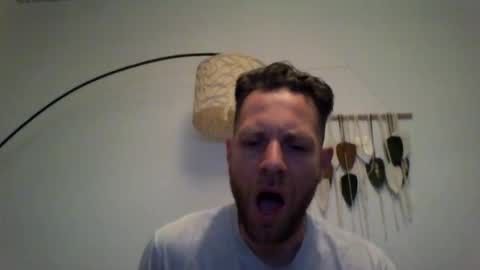 Snapshot of jojo19844 chatting on April 1, 6:27 pm jojo19844 online show from April 1, 6:27 pm
