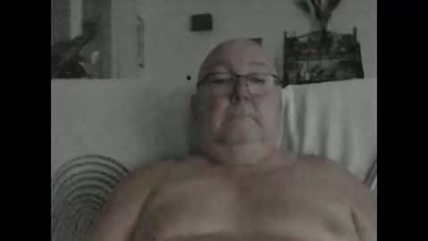 Snapshot of jojo60000529566 chatting on December 4, 8:07 pm jojo60000529566 online show from December 4, 8:07 pm