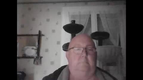 Snapshot of jojo60000529566 chatting on January 7, 12:31 pm jojo60000529566 online show from January 7, 12:31 pm