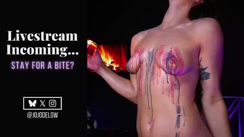 Snapshot of jojodelow chatting on March 17, 12:15 am online show from March 17, 12:15 am