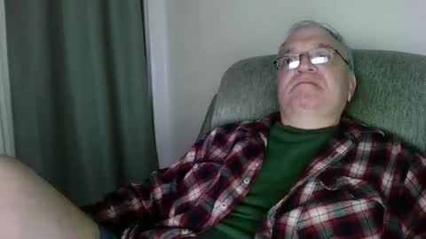 Snapshot of joker5339 chatting on February 22, 1:20 pm joker5339 online show from February 22, 1:20 pm