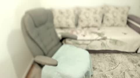 Jolene online show from October 4, 4:16 pm