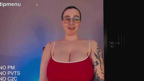 Snapshot of joliejoy chatting on February 7, 12:39 pm Jolie My snapchat got deleted. If you were subscribed dm me my former username or scroll down and click on snapchat media online show from February 7, 12:39 pm