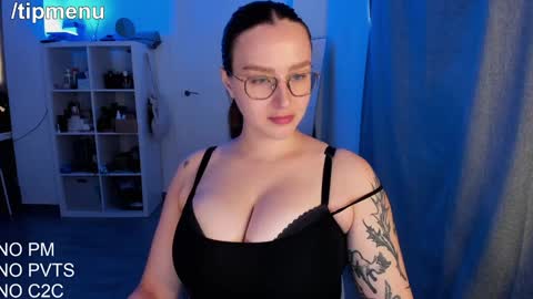 Snapshot of joliejoy chatting on September 28, 10:31 am Jolie My snapchat got deleted. If you were subscribed dm me my former username or scroll down and click on snapchat media online show from September 28, 10:31 am