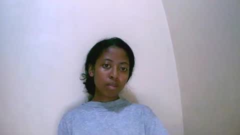 joliekah27 online show from October 31, 7:26 pm