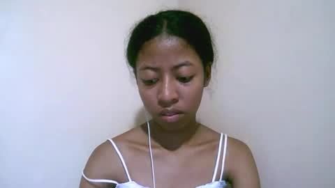 joliekah27 online show from May 6, 1:49 pm