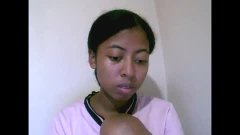 joliekah27 online show from May 17, 10:44 am